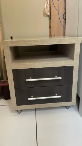 Mesa de Cabeceira