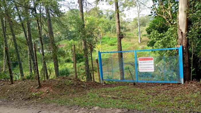 Chácara para locação P.J.