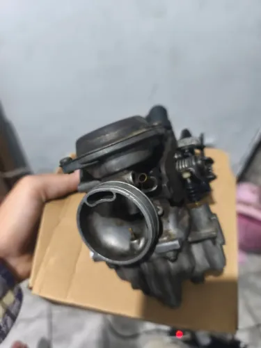 Vendo peças para a Burgman 125 carburada 