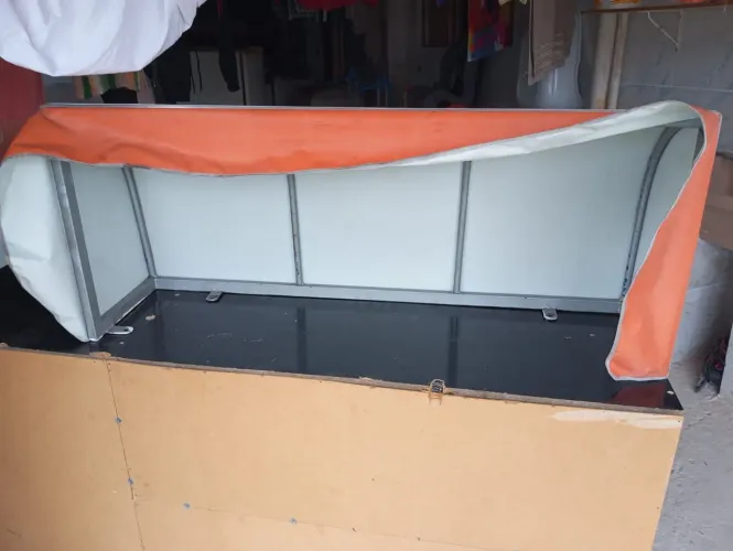 Toldo laranja