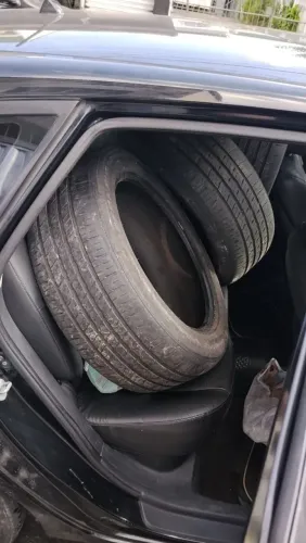 Pneus de carro aro 18 e 19