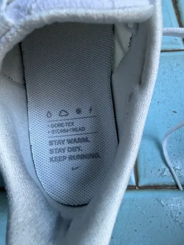 TENIS NIKE GORETEX