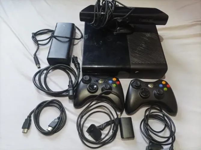 Vendo X-BOX 360 Completo