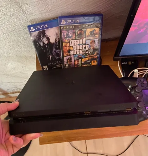 VENDO PS4 SLIM