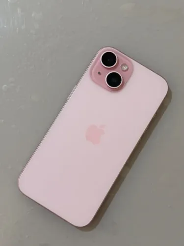 Celular iPhone 15