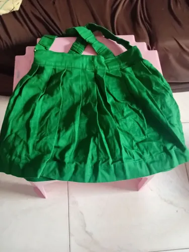 Vende se fatansia colegial.