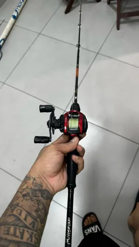 Carretilha Marine Sports Titan Pro + Vara Pesca Brasil 17 libras.