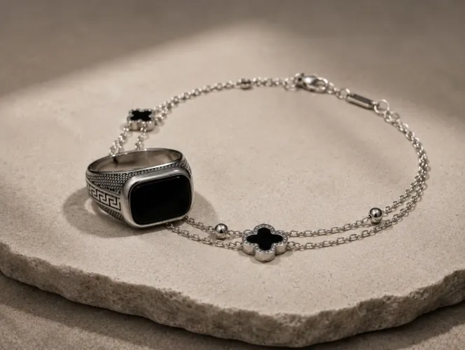 Pulseira Flor negra + Anel Pedra Negra 