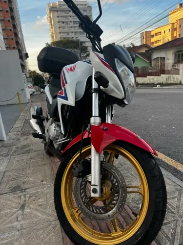 CB 300R 2015 Flex - Moto Forte e Econômica