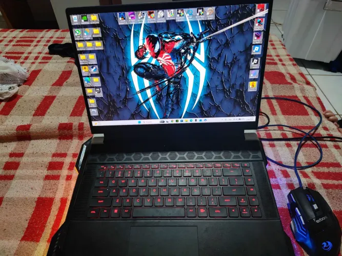 Notebook Aliware ultra 9 185h