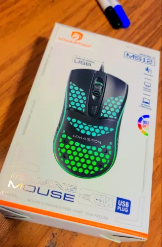 Mouse gamer com fio RGB
