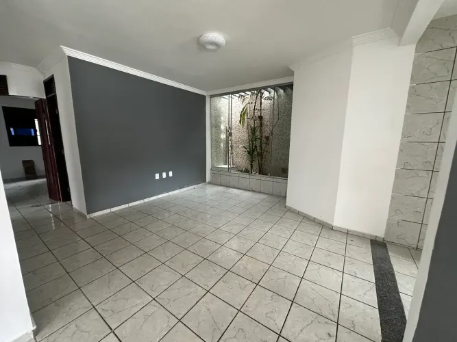 Casa Condomínio á venda