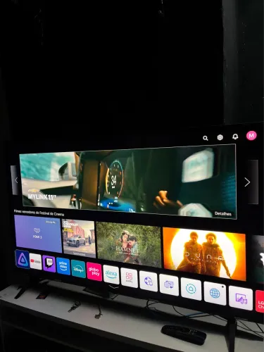 TV  4K HDR LG 60 PL