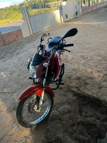Titan 150 2015
