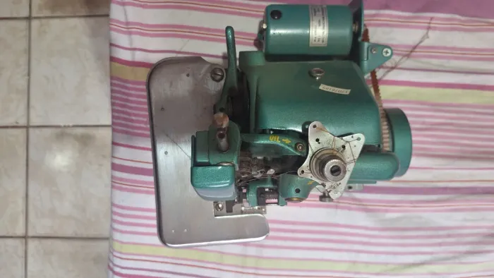 Máquina de costura