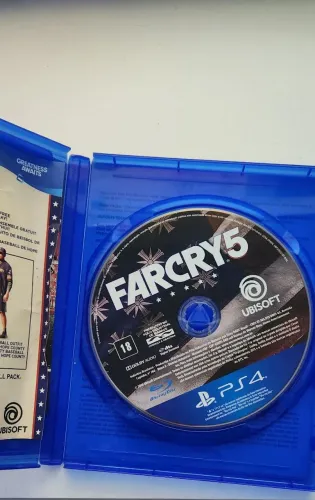 Vendo 2 jogos de PS4