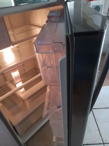 Geladeira semi nova