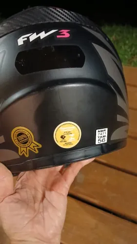 VENDO CAPACETE para MOTO, marca FW3, modelo GT2 - usado