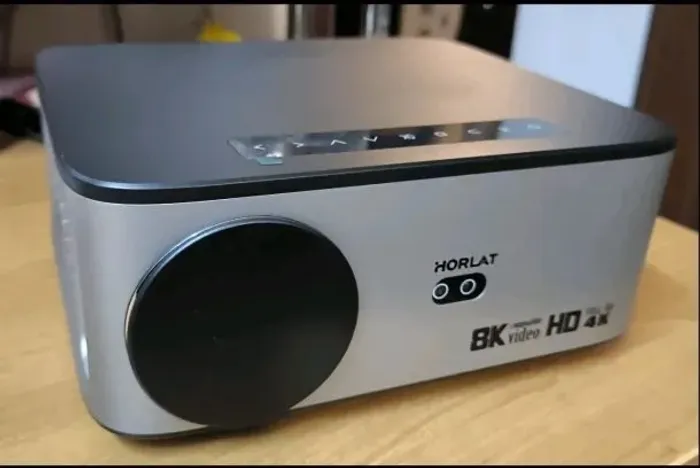 Projetor Horlat Novo Full Hd,Suport 4k e 8k + Firestick TV Amazon Novo