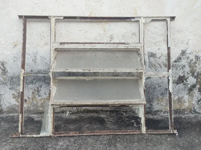 Janela de 1,10m aço galvanizado