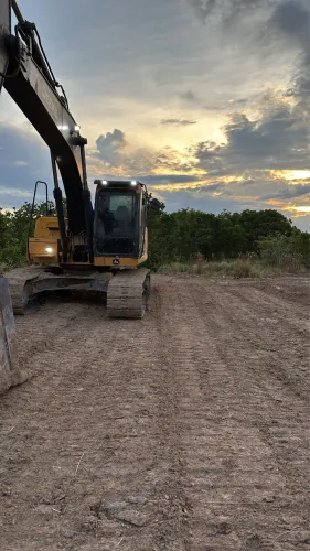Escavadeira John Deere