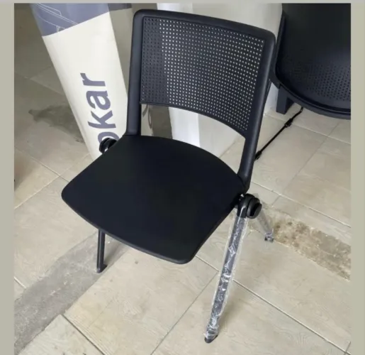 Cadeira fixa Frisokar modelo up original