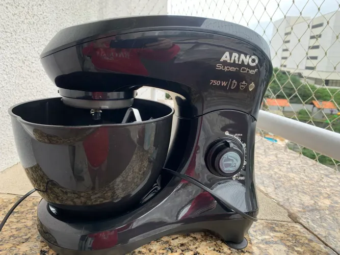 Vendo batedeira Arno Super Chef 750w