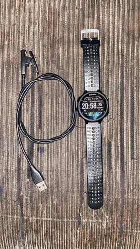 *Título*: Garmin Forerunner 735XT - Excelente estado + Funciona 100%