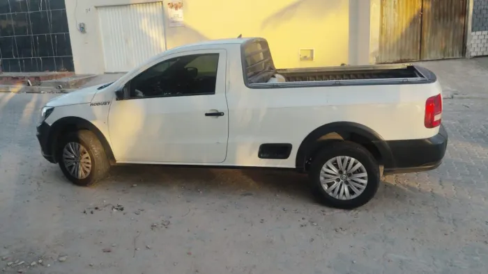Volkswagen Saveiro Robust 1.6 Total Flex 8V 2021