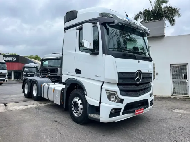 Mercedes-Benz Actros 2651 6x4 22/22