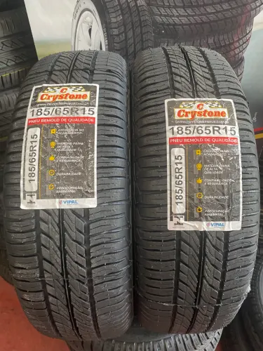 02 pneus Crystone 185/65/15 novo