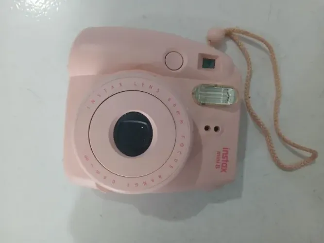 Câmera Fujifilm Instax Mini 8 defeito nao liga