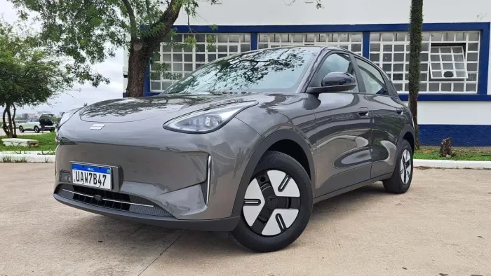 Jogo de 4 rodas originais aro 15 Geely - apenas 1 mês de uso