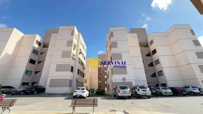Apartamento com 2 dormitórios à venda, 47 m² por R$ 175.000 - Jardim das Oliveiras - Forta