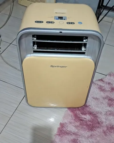  vendo ou troco ar portalil 12btus!