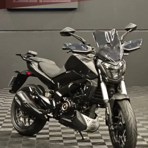 Dominar 400 2025 Preta