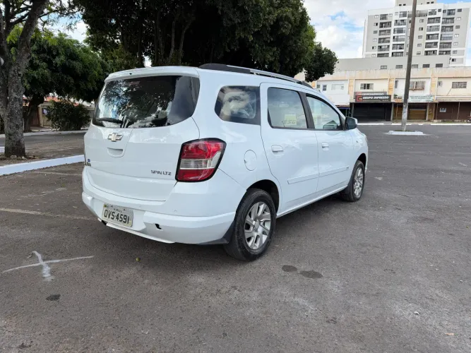 Chevrolet Spin LTZ 1.8 8V Econo.flex 5P Aut. 2014