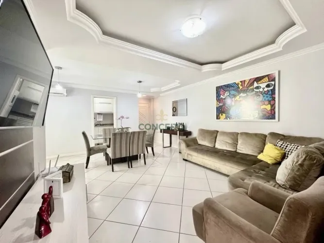 Apartamento com 2 quartos