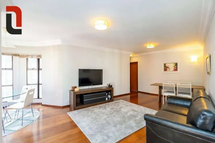 Apartamento com 3 quartos para alugar, 114 m² por R$ 6.376/mês - Batel - Curitiba/PR