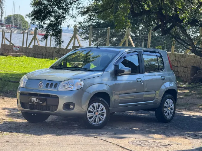 Fiat Uno Vivace/rua 1.0 EVO Fire Flex 8V 5P 2012