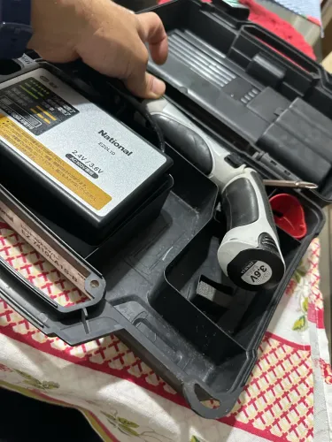 Parafusadeira profissional national3.6v ideal para eletricista importada (Japão)