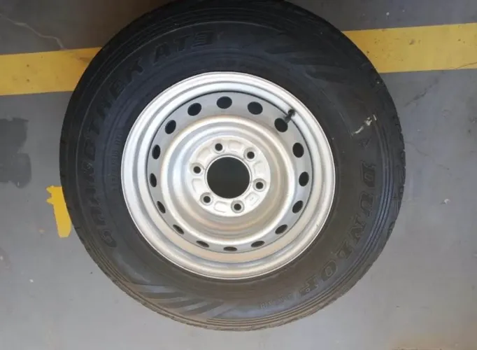Vendo pneu estepe aro 245/70 R16