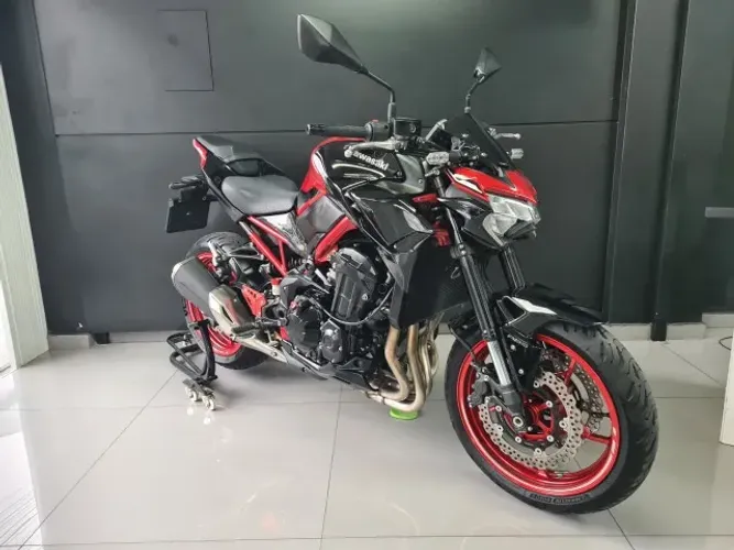 Z900 2025