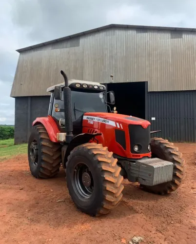 Trator Massey Ferguson