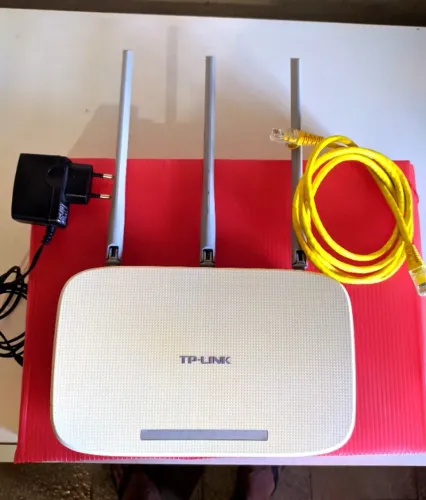 Roteador Wi-Fi marca Tp-link Wireless