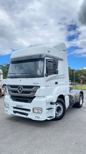 Axor 2041  Ano 2018.