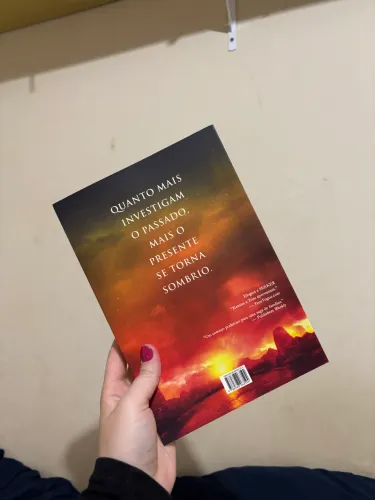 VENDO LIVRO DA SÉRIE SEEKER