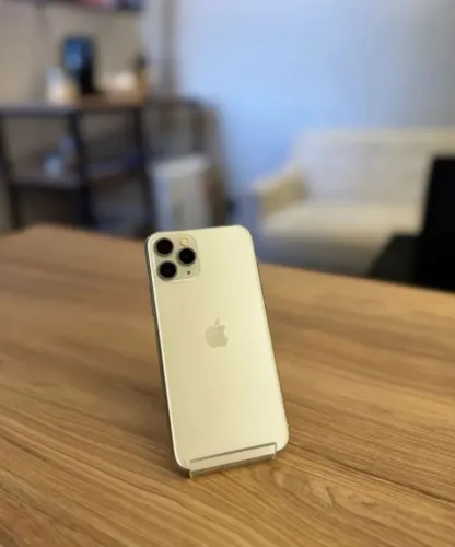 iPhone 11 pro 256