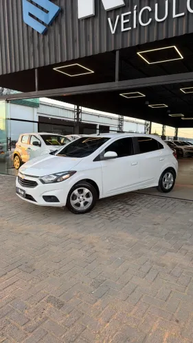 Chevrolet Onix Hatch LT 1.0 12V TB Flex Mec. 4P 2019