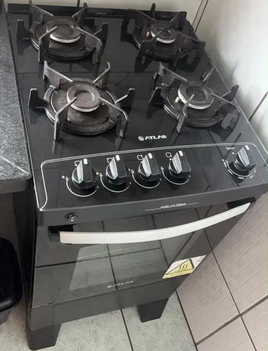 Fogão e máquina 